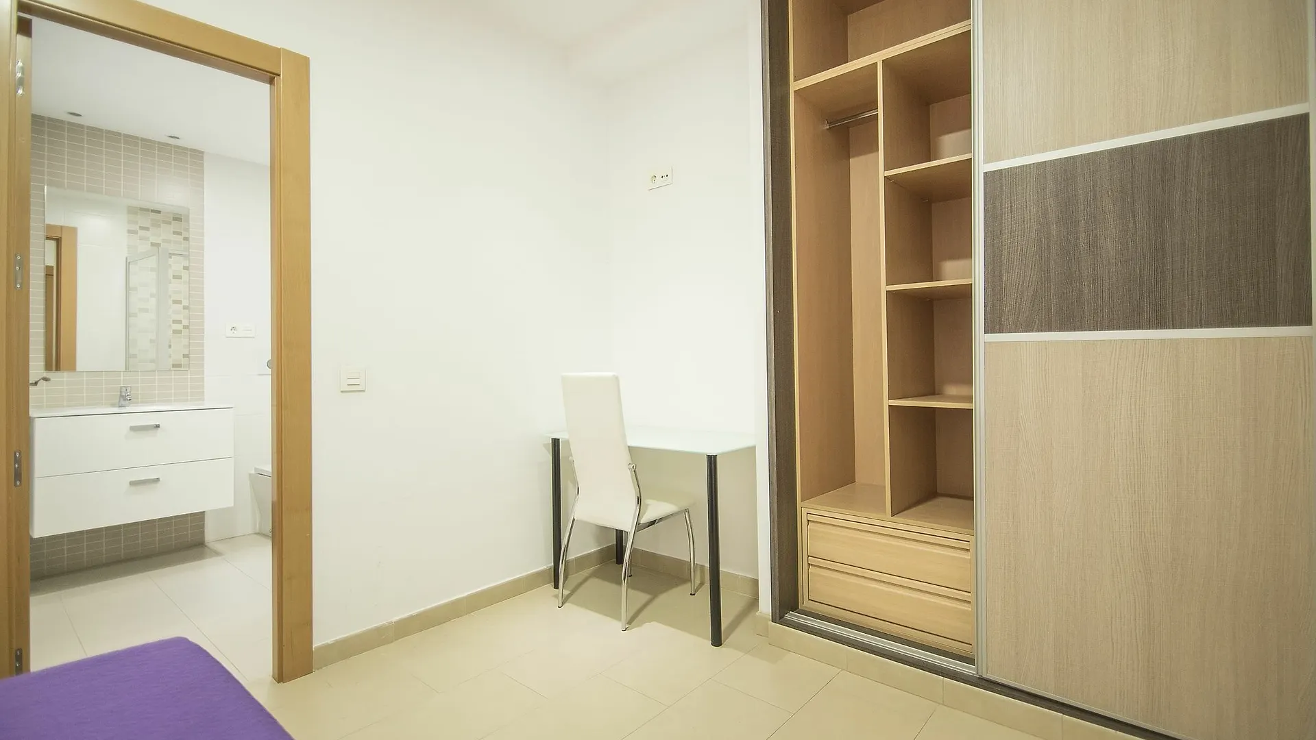 Enjoygranada Gran Via B-A & Parking Opcional Apartment 0*, Granada Spain