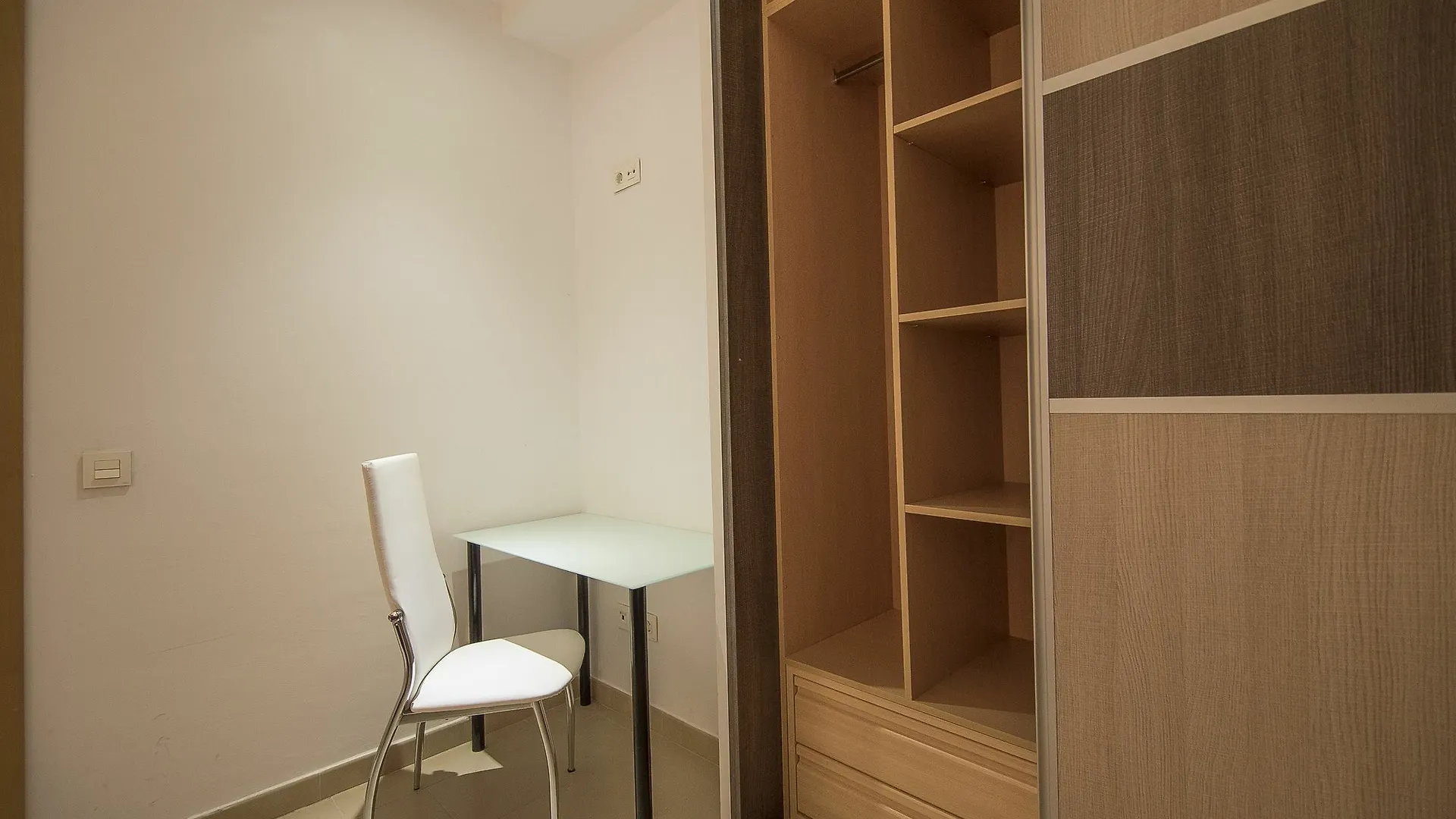 Enjoygranada Gran Via B-A & Parking Opcional Apartment Granada